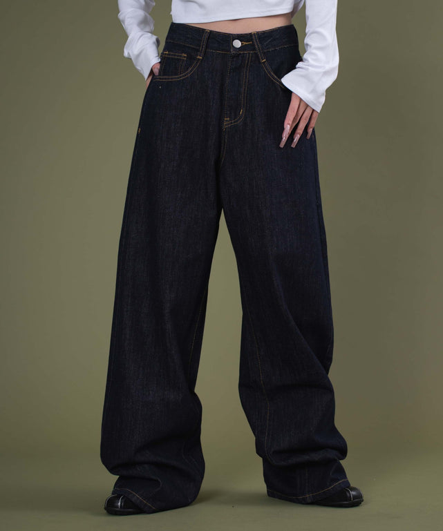 バックフラップポケットルーズデニム/デニムインディゴ モデル：163cm S着用