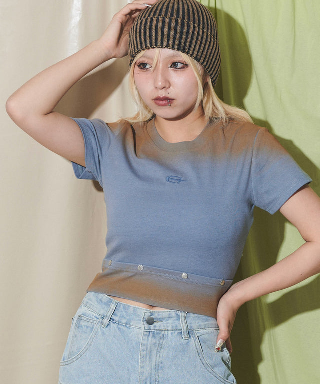 スタッズグラデピチT/ブルー モデル：155cm F着用