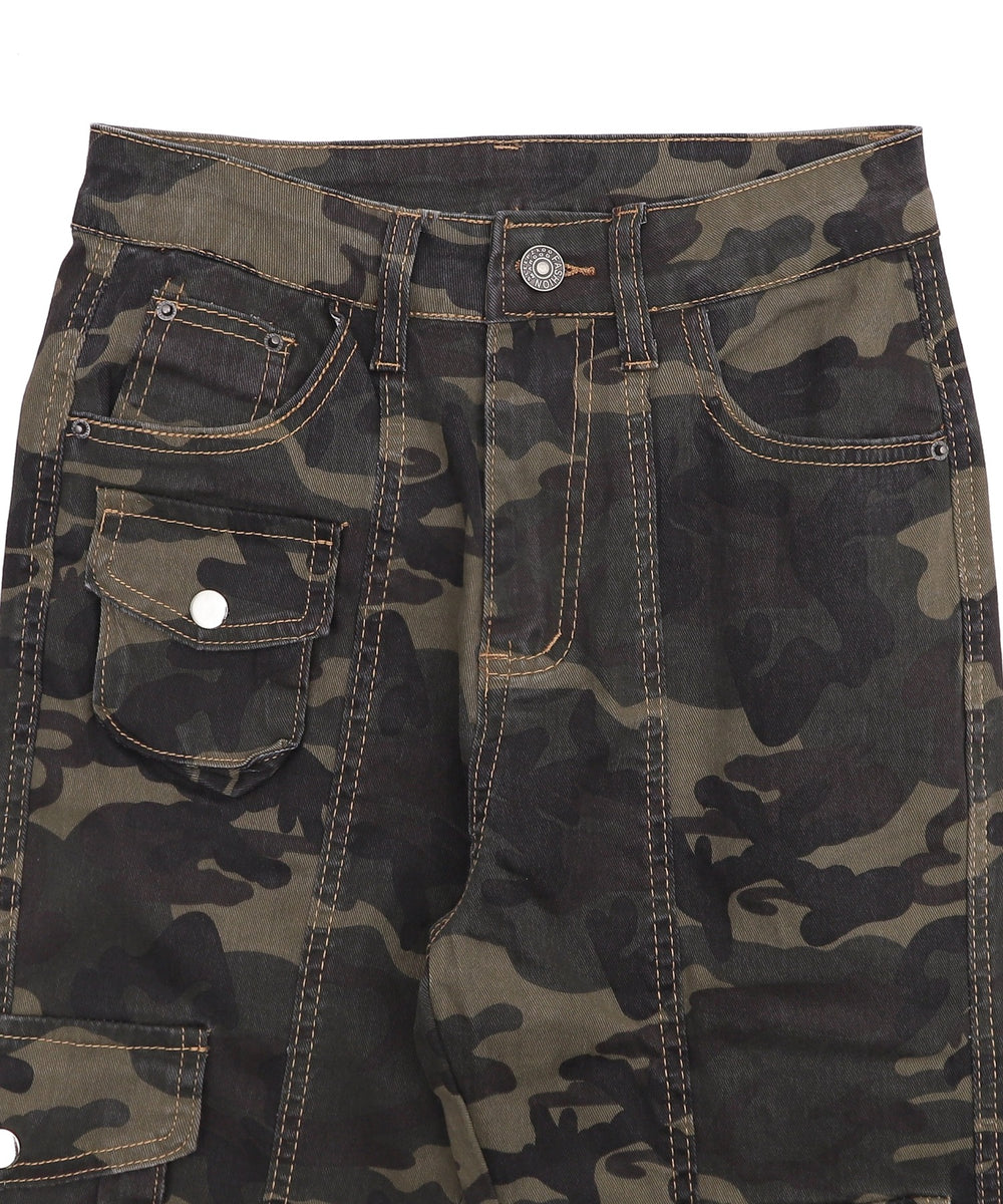 カモフラブッシュフレアパンツ