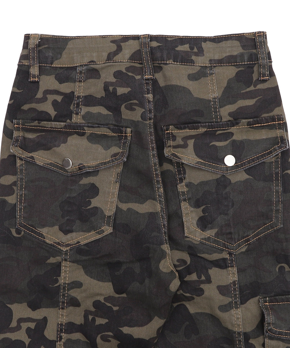 カモフラブッシュフレアパンツ