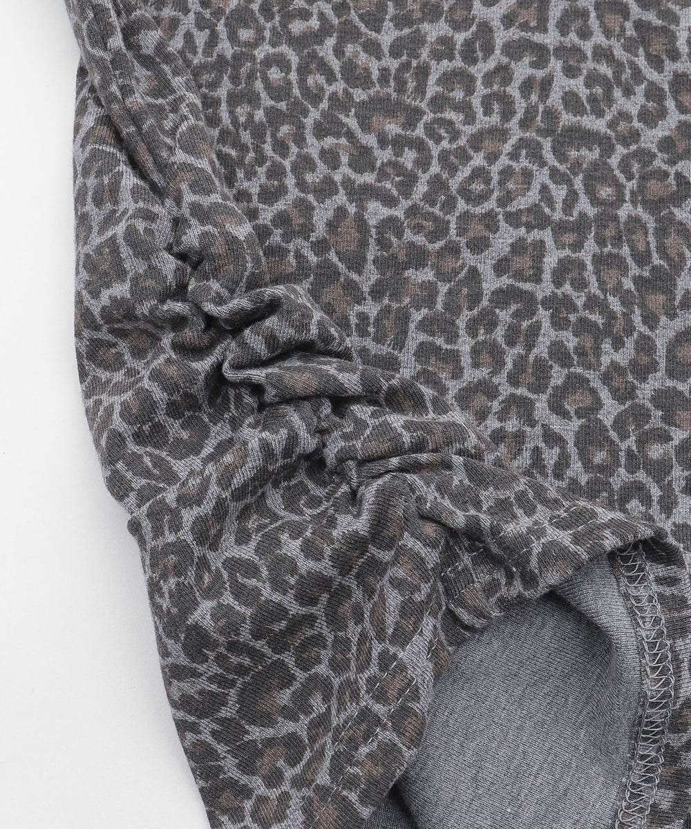 ヘンリーネックオフショルレオパードSSトップス