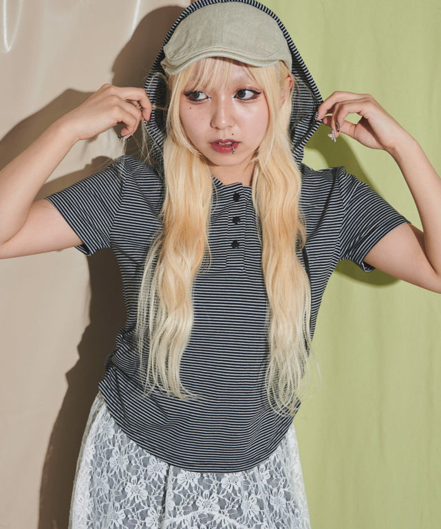 ヘンリーネックボーダーフードパーカー/グレー モデル：155cm F着用