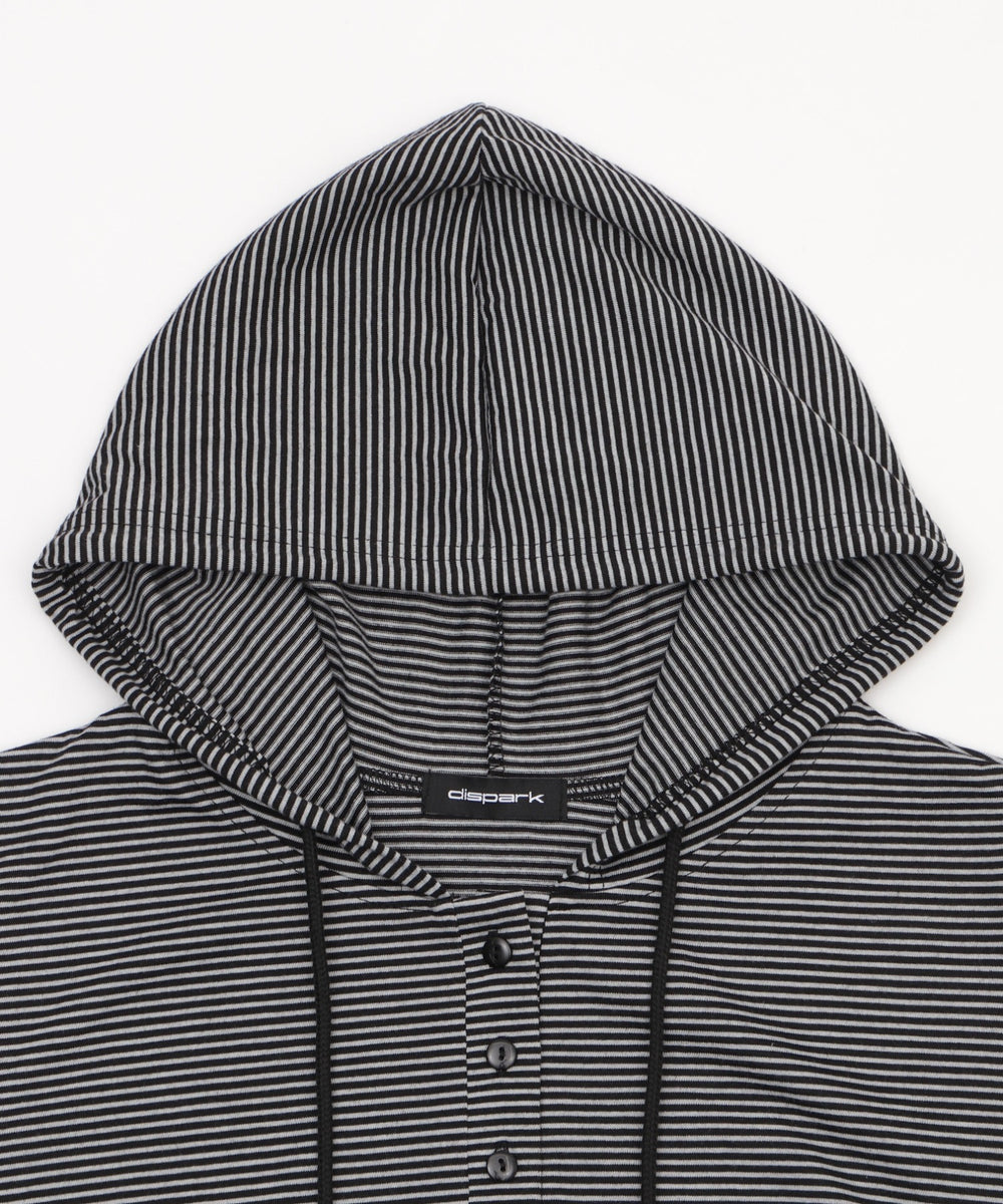 ヘンリーネックボーダーフードパーカー