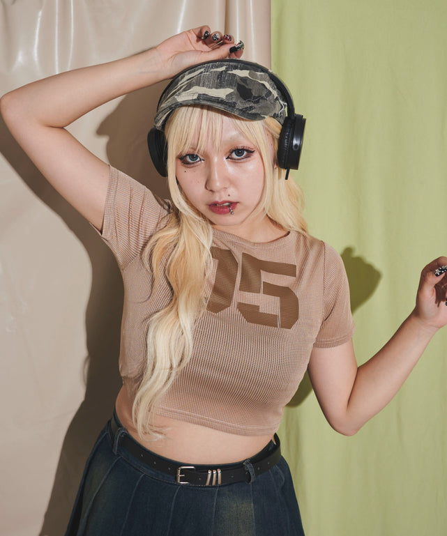 ブラウン モデル：155cm F着用