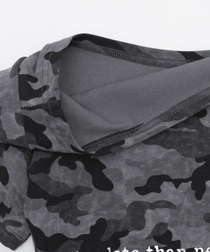 ランダムロゴカモフラT