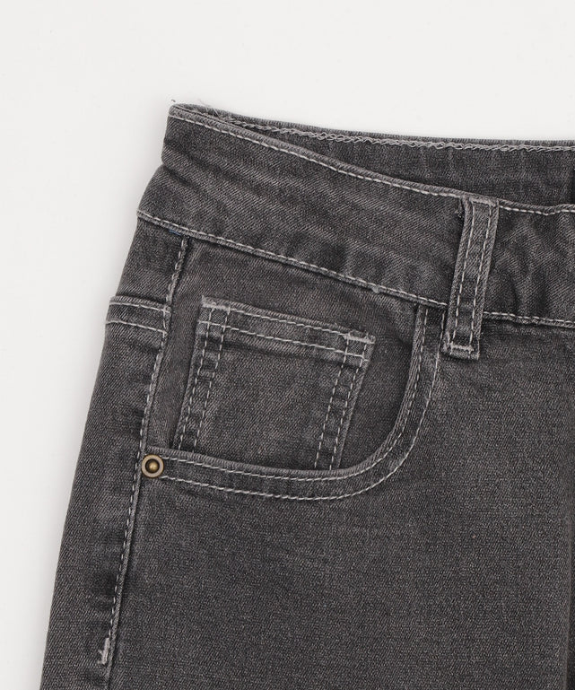 クロススタッズフレアデニム