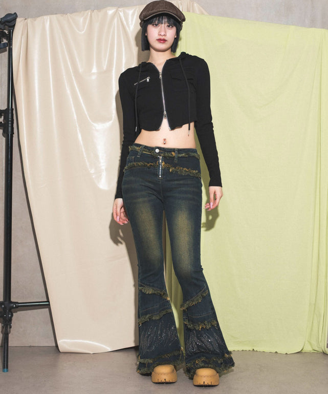 ブラック　モデル:168cm F着用