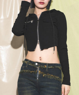 ブラック　モデル:168cm F着用