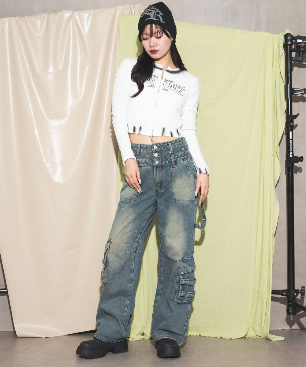 ホワイト 　モデル:168cm F着用