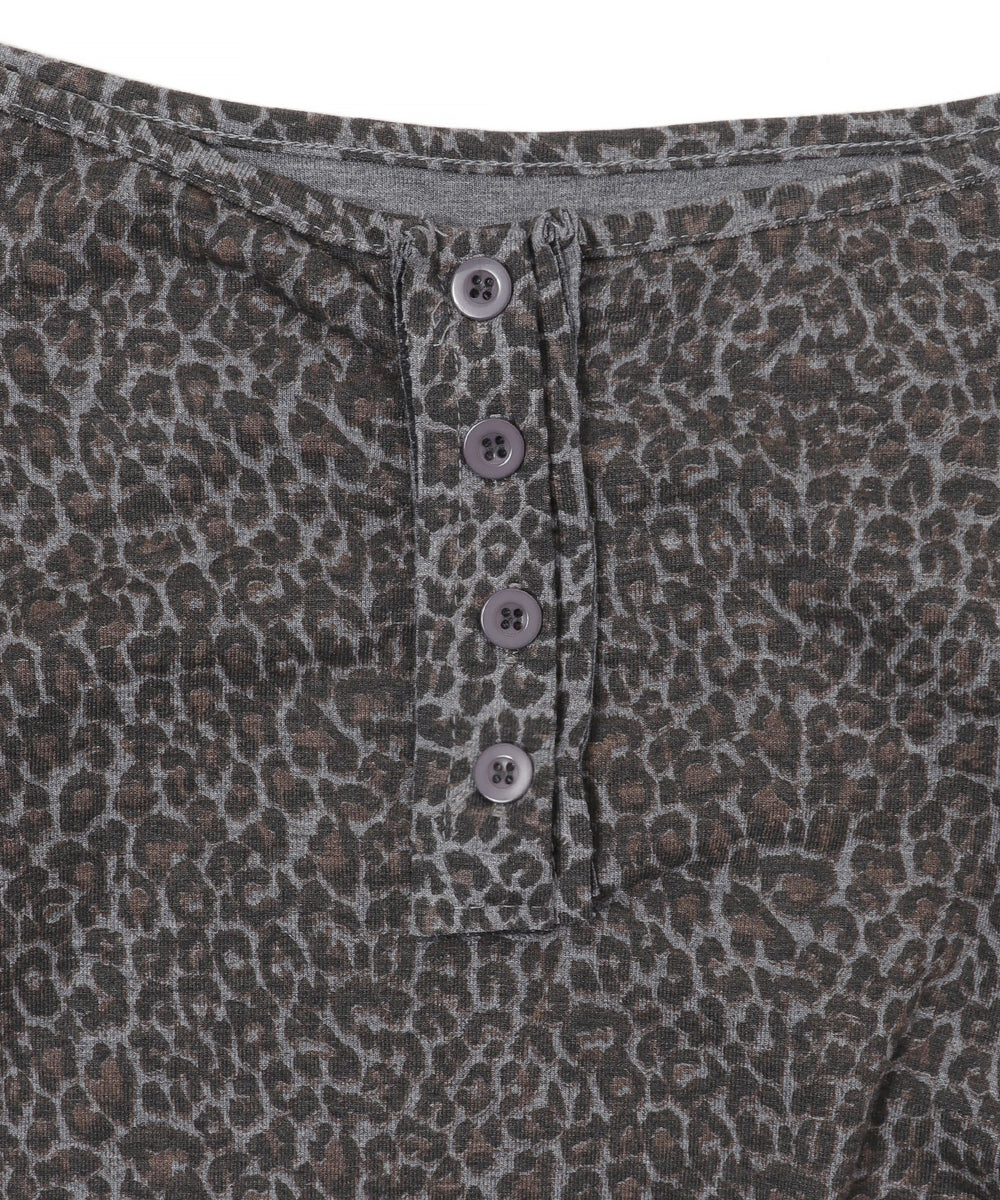 ヘンリーネックオフショルレオパードトップス