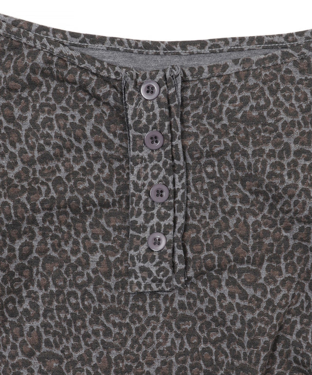 ヘンリーネックオフショルレオパードトップス