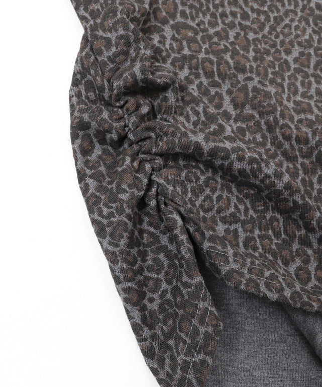 ヘンリーネックオフショルレオパードトップス