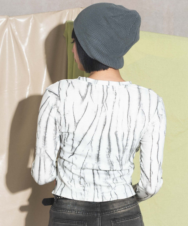 ホワイト 　モデル:168cm F着用