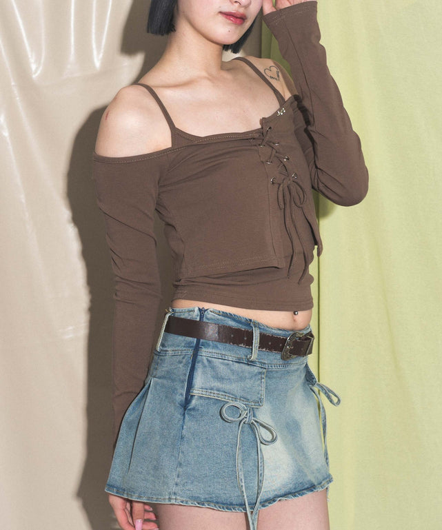 ベージュ　モデル:168cm F着用