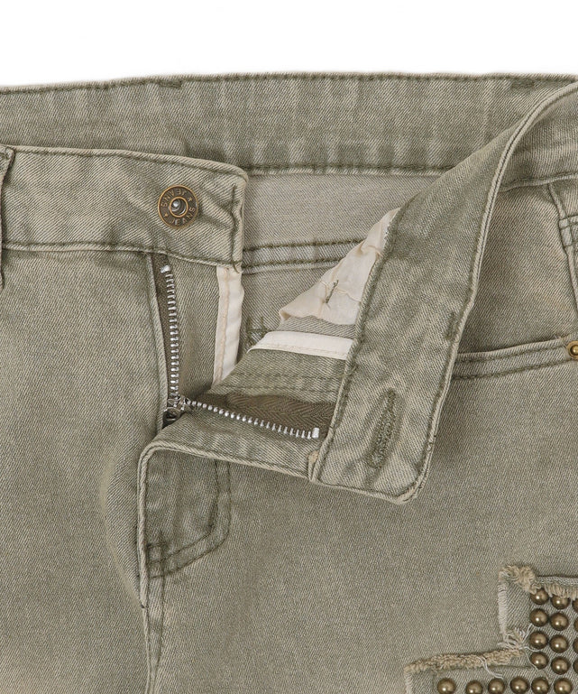 クロススタッズフレアデニムパンツ