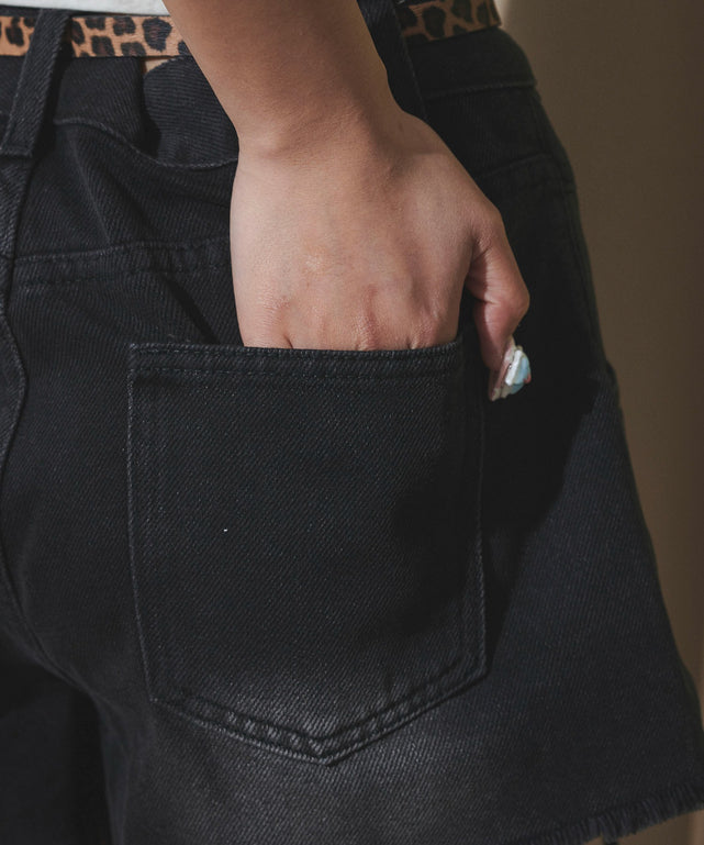 ウォッシュドダメージショートパンツ