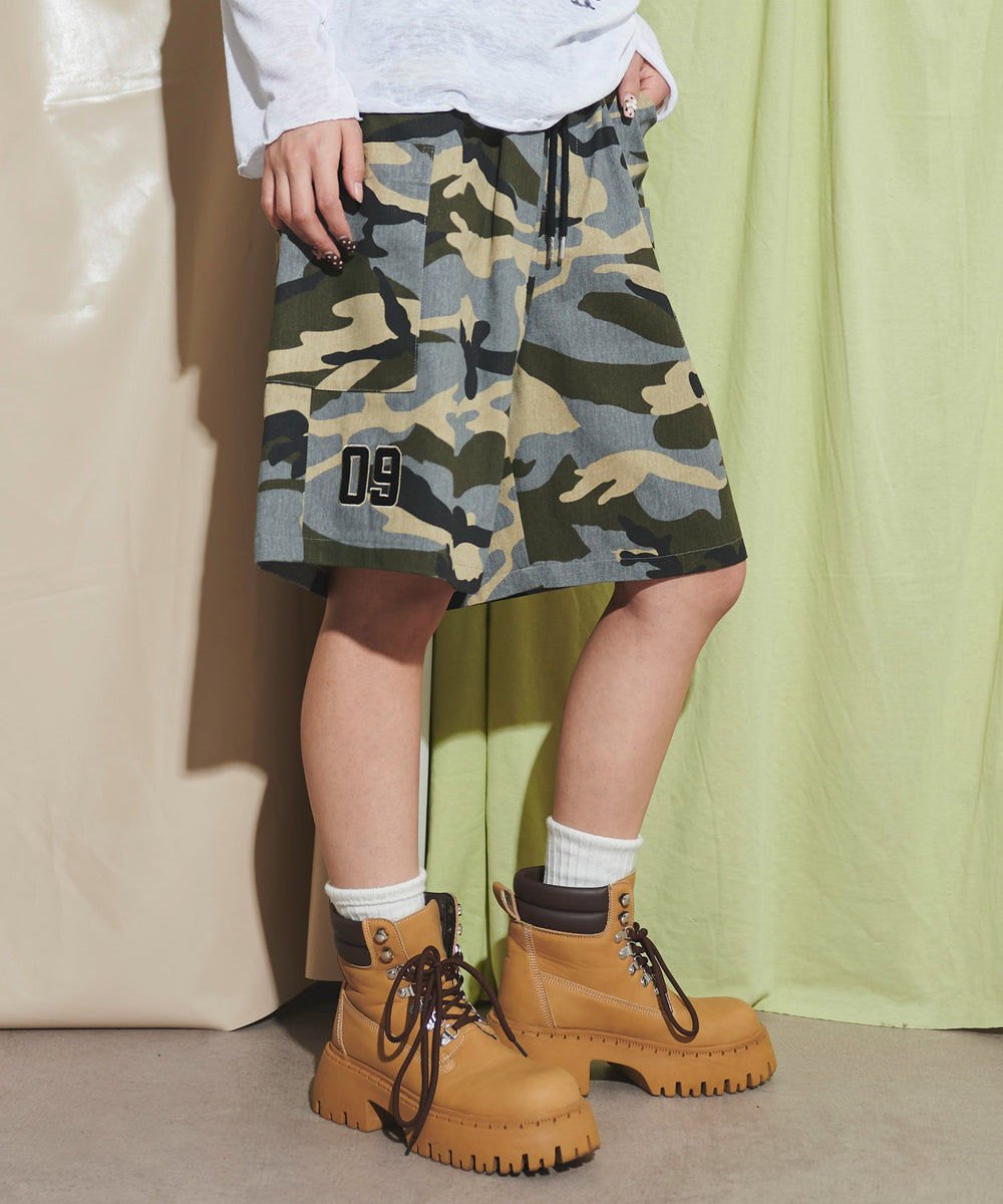 グレー モデル：160cm F着用