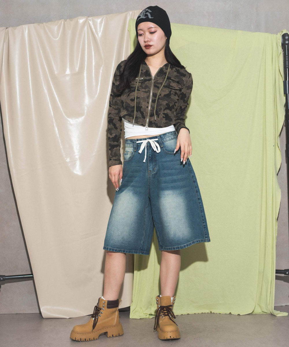 デニム中濃　モデル:168cm M着用