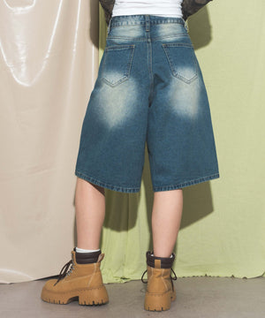 デニム中濃　モデル:168cm M着用