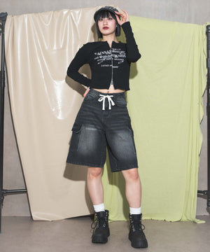 ブラック　モデル:168cm F着用