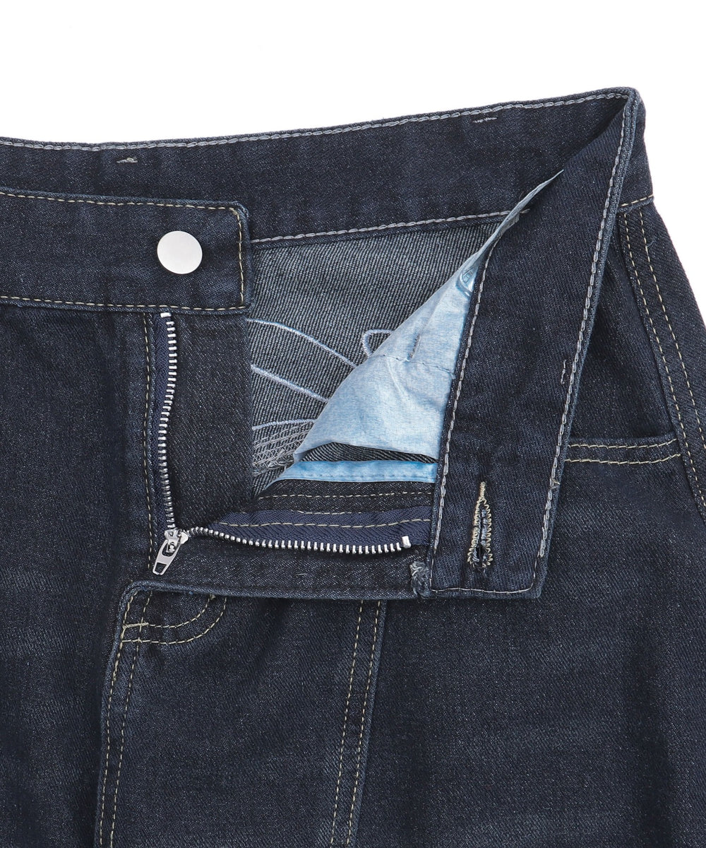 バックロゴ刺繍デニム