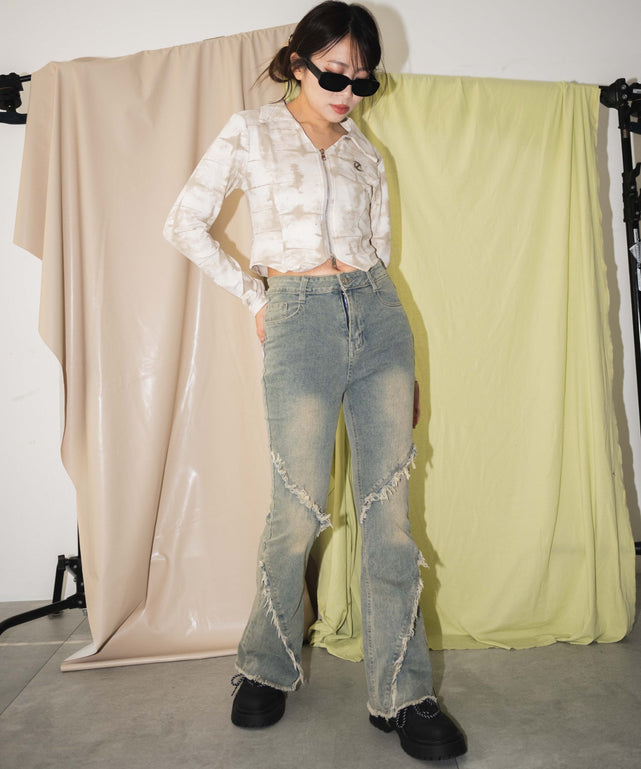 ベージュ　モデル:155cm　F着用