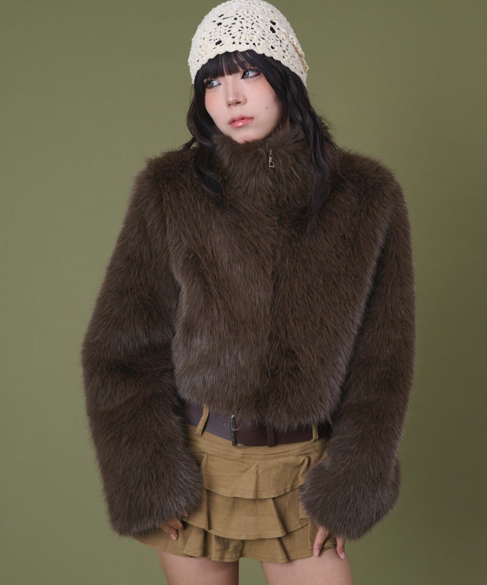 ブラウン モデル：160cm F着用