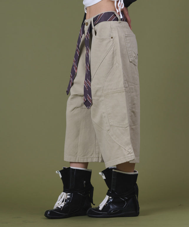 ベージュ モデル：160cm S着用