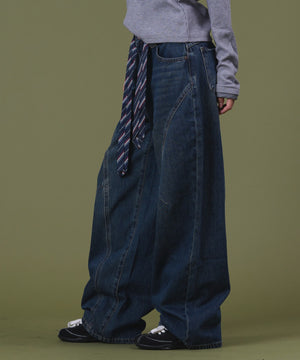 デニム中濃 モデル：160cm S着用