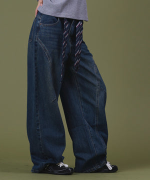 デニム中濃 モデル：160cm S着用