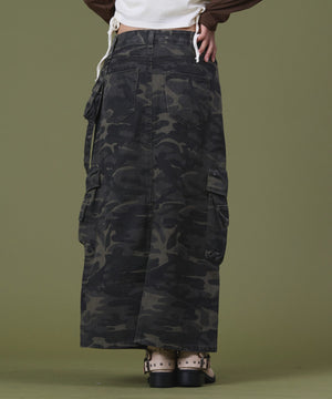 カーキ モデル：160cm S着用