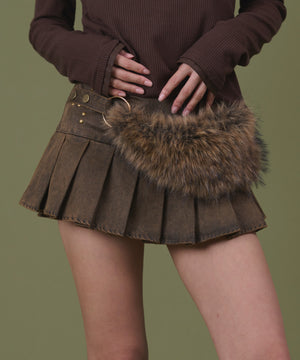 ブラウン モデル：160cm S着用