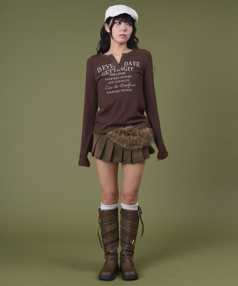 ブラウン モデル：160cm S着用