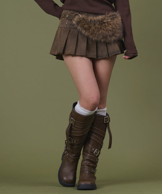 ブラウン モデル：160cm S着用