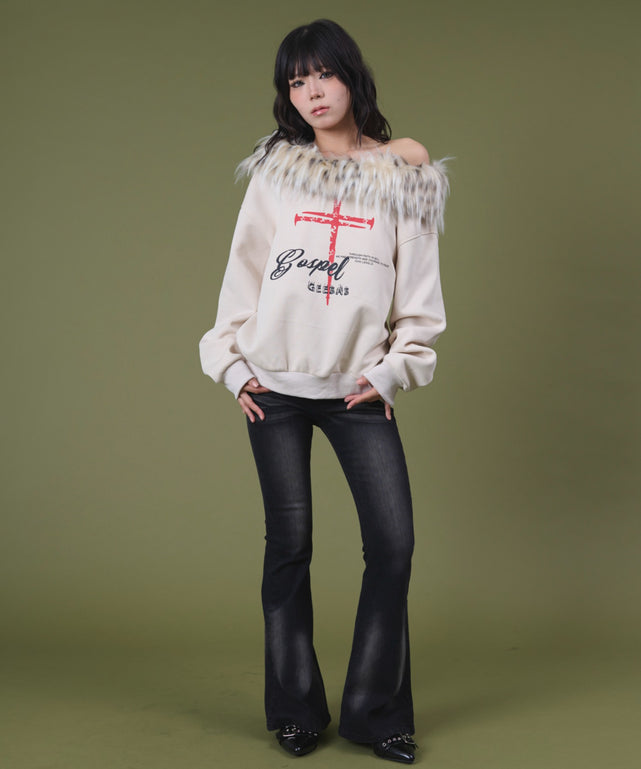 ホワイトアイボリー モデル：160cm F着用