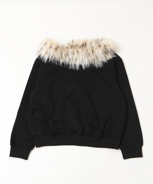 ファーオフショルダークロスプルオーバー