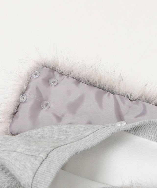 ファーオフショルダースターロゴプルオーバー