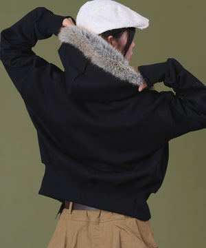 ブラック モデル：160cm F着用