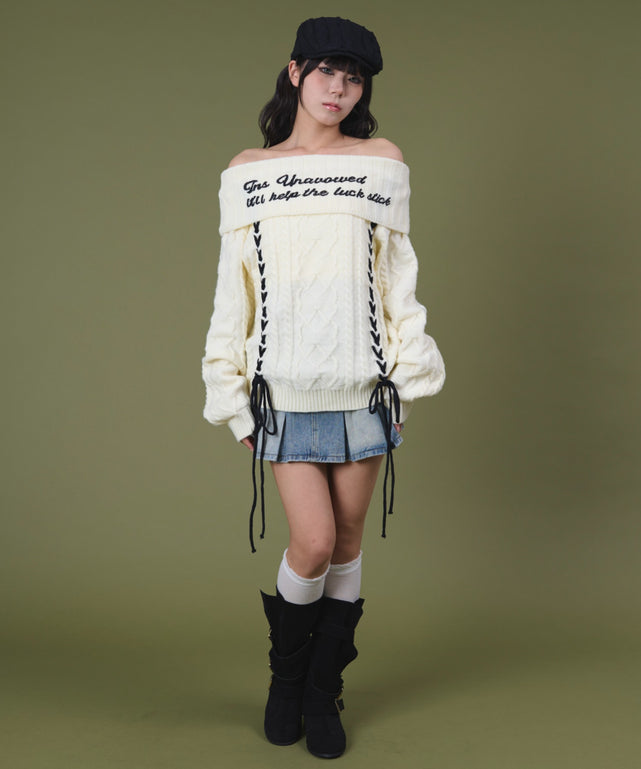 ホワイトアイボリー モデル：160cm F着用