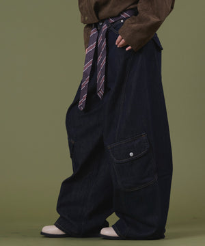 デニムインディゴ モデル：160cm S着用