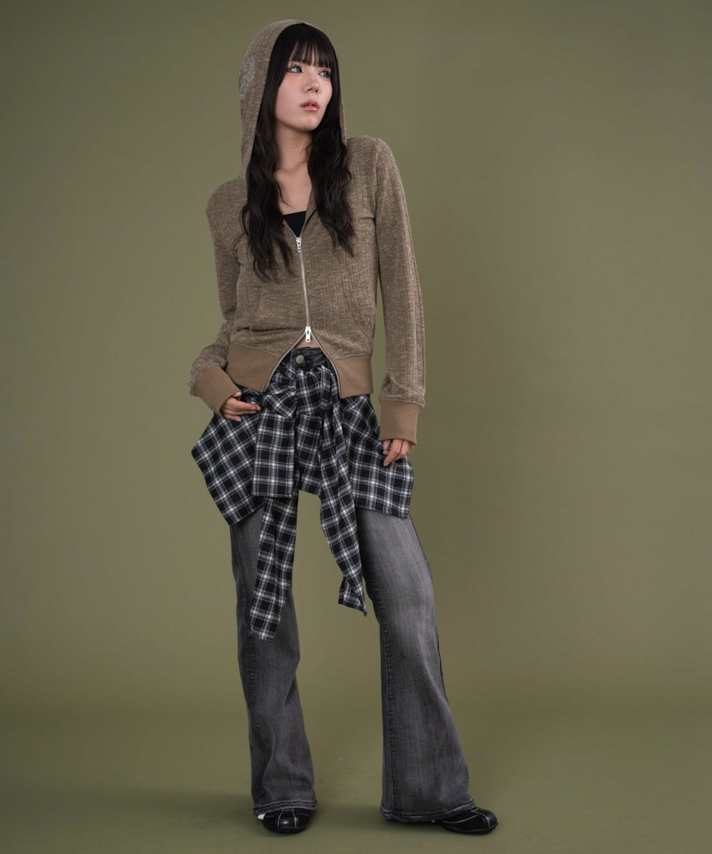 カーキ モデル：160cm F着用