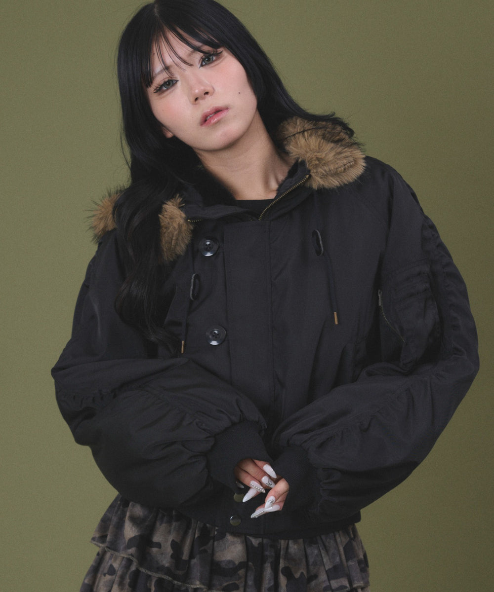 ブラック モデル：160cm F着用