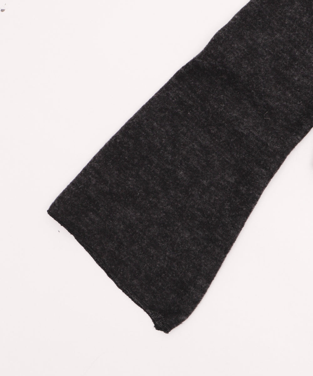 ドロストショルダーグラフィックトップ