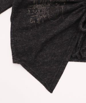 ドロストショルダーグラフィックトップ