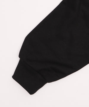 オフショルロゴルーズトップ