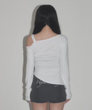 ホワイト モデル：163cm F着用