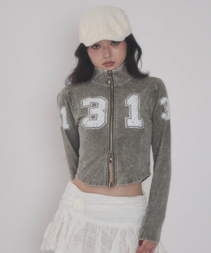 ベージュ モデル：163cm F着用