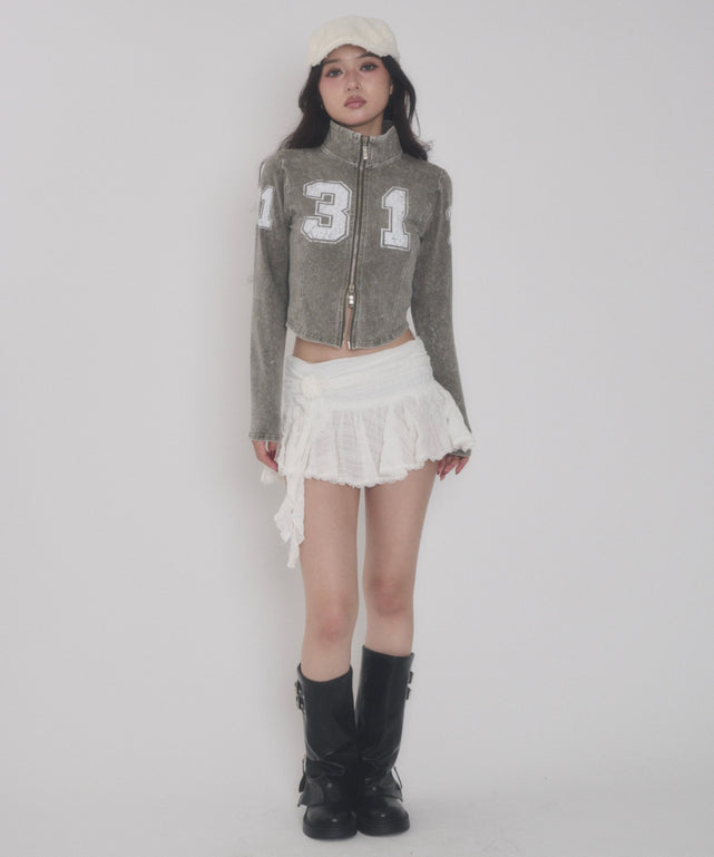 ベージュ モデル：163cm F着用