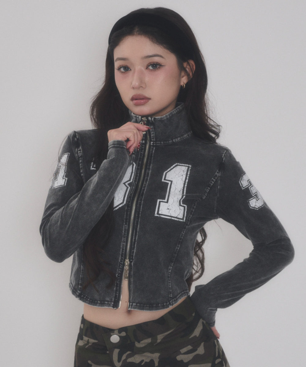 スミクロ モデル：163cm F着用