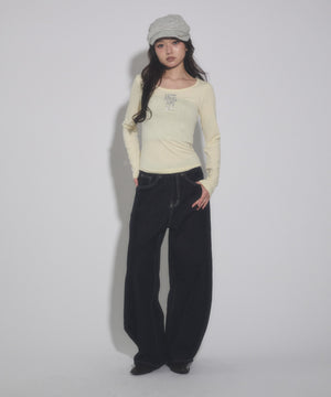デニムインディゴ モデル：163cm S着用